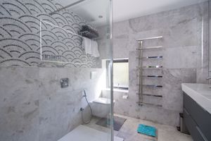 Photo 40- click for photo gallery